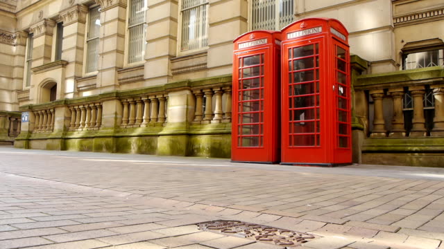 Red-Telephone-Box,-England---Tracking-Shot