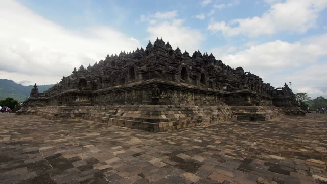 Borobudur-Monument-in-Java,-Indonesia