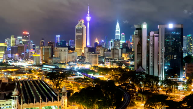Kuala-Lumpur-bei-Nacht