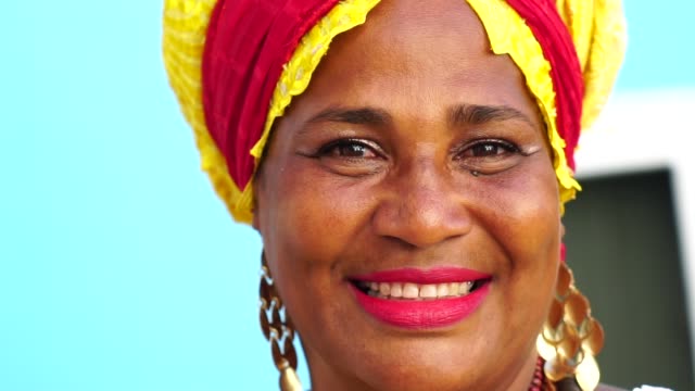 Portrait-of-Brazilian-woman-of-African-descent---Baiana