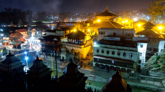 Cremation-in-Pashupatinath-Kathmandu.-The-Hindu-ritual-of-cremation-in-Pashupatinath-Temple-at-night,-Nepal