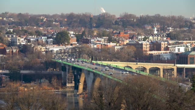 Blick-auf-Key-Bridge-in-Washington-DC-am-Wintermorgen