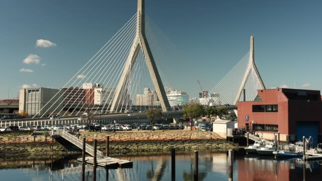 Leonard-S.-Zakim-Bunker-Hill-Bridge-In-Boston,-Massachusetts,-USA