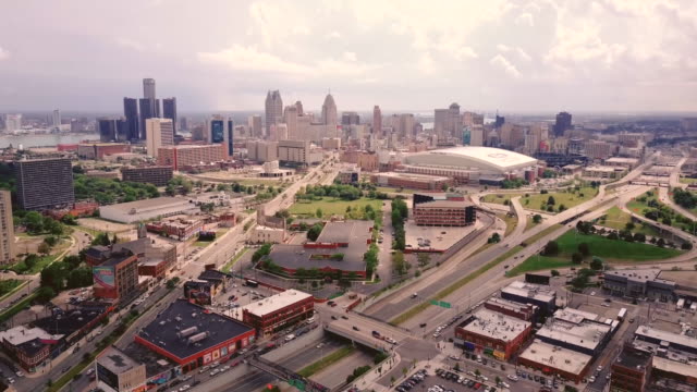 Aerial-Shot-of-Downtown-Detroit