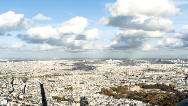 París,-Francia,-20-de-noviembre-de-2014:-timelapse-Vista-aérea-de-la-ciudad-de-París.