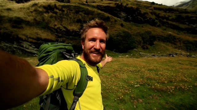 Self-portrait-of-young-man-hiking-in-New-Zealand