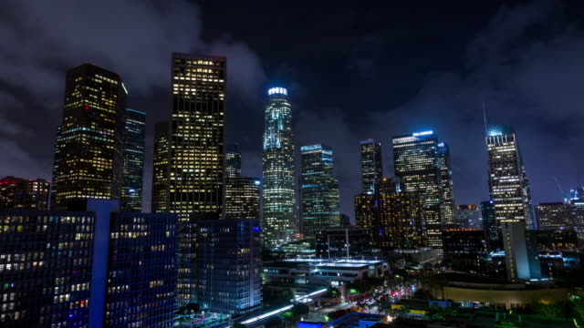 Downtown-Los-Angeles-Skyline-bei-Nacht