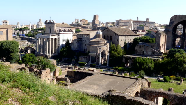Blick-über-die-Ruinen-des-Forum-Romanum