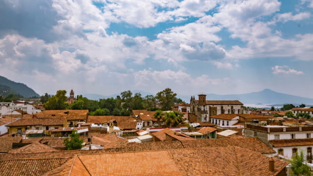 colonial-roof-tiles-time-lapse