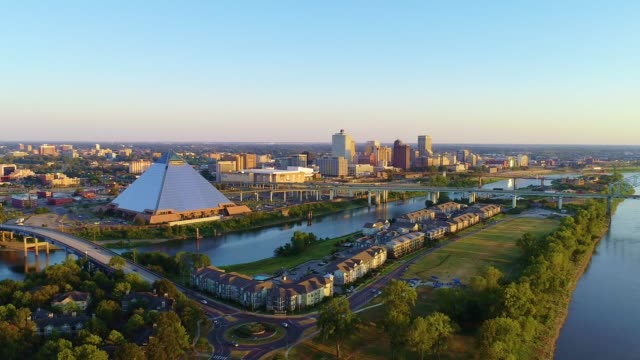 Memphis-Tennessee-TN-Drone-Skyline-Aerial-Flyover