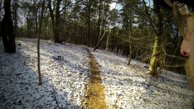 MTB-Downhill-in-winter-over-trails,-3rd-part