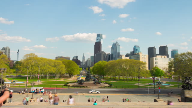 Usa-philadelphia-city-summer-day-famous-rocky-stairs-center-view-4k-time-lapse