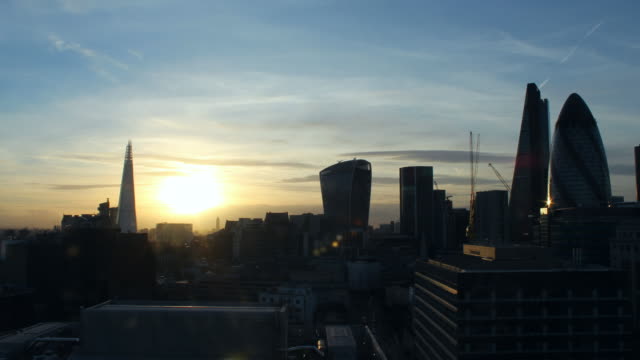 City-of-London-time-lapse---dusk