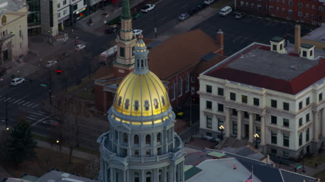 Luftaufnahme-des-Colorado-State-Capitol-Building-Kuppel