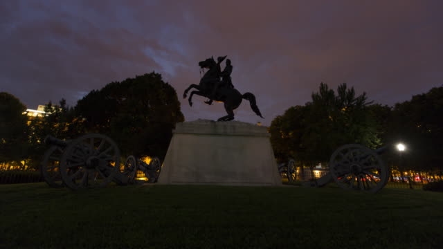 Jackson-Statue-at-Night-Timelapse