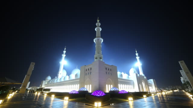 Mezquita-de-luz-de-noche-lapso-de-tiempo-de-los-Emiratos-Árabes-Unidos