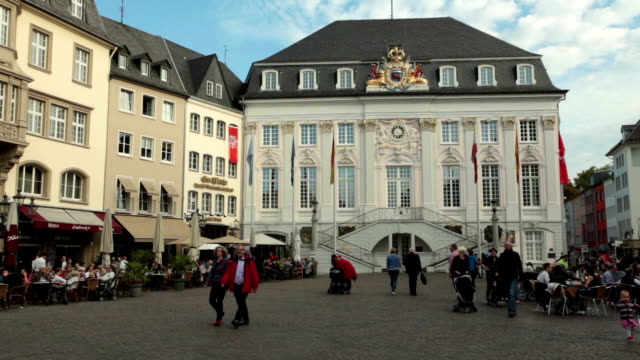 Old-City-hall-Rathaus-Bonn,-Deutschland