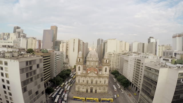 Luftbild-von-Candelaria-Kirche-in-der-Innenstadt-von-Rio-de-Janeiro,-Brasilien