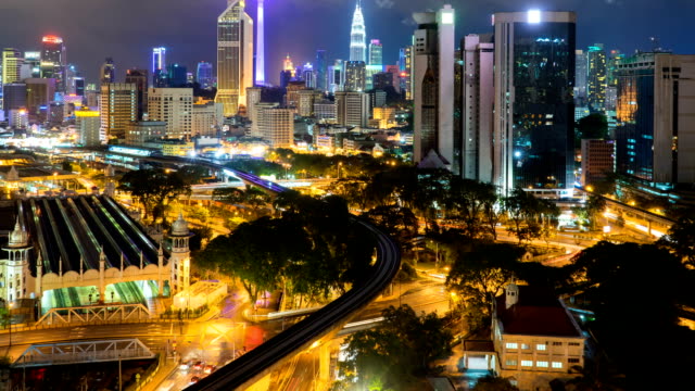 Vista-nocturna-de-la-ciudad-de-Kuala-Lumpur