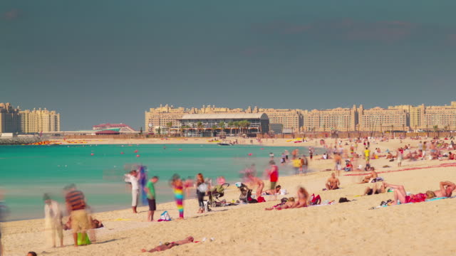 panorámica-de-Palma-de-Dubai-marina-ciudad-famosa-playa-vida-4-tiempo-k-lapso-Emiratos-Árabes-Unidos