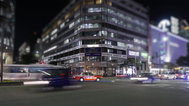 Traffic-time-lapse-with-illuminated-car-trail
