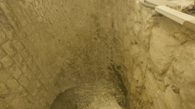 The-western-wall-tunnels-underneath-the-old-city-of-Jerusalem-in-Israel