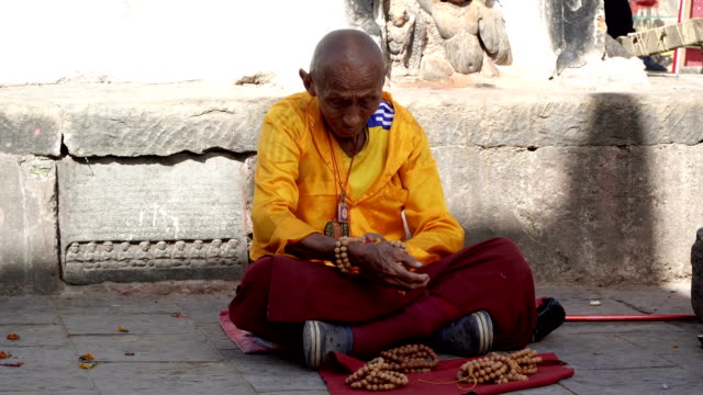 The-Monk-Prepares-for-Prayer