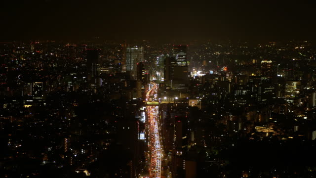 Vogelperspektive---Nachtansicht-von-Tokio-Shibuya-city