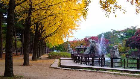 Blick-auf-Nami-Insel-im-Herbst-von-Südkorea
