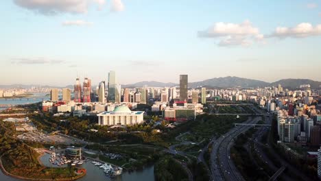 Aerial-View-of-Seoul-City-Skyline,South-Korea