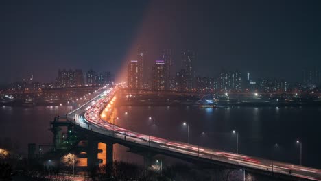 Seoul,-Korea,-Timelapse---Weitwinkelaufnahme-Cheongdam-Brücke-in-der-Nacht-in-Seoul
