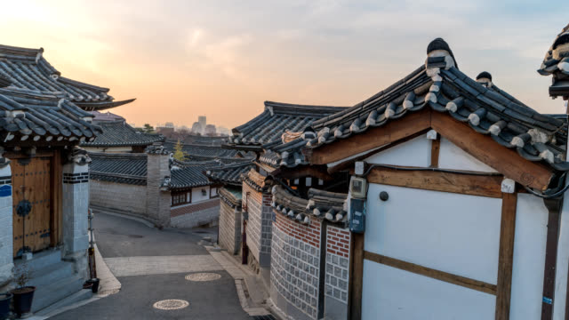 Seoul-Süd-Korea-Zeitraffer-4K,-Sonnenaufgang-Timelapse-Bukchon-Hanok-Village