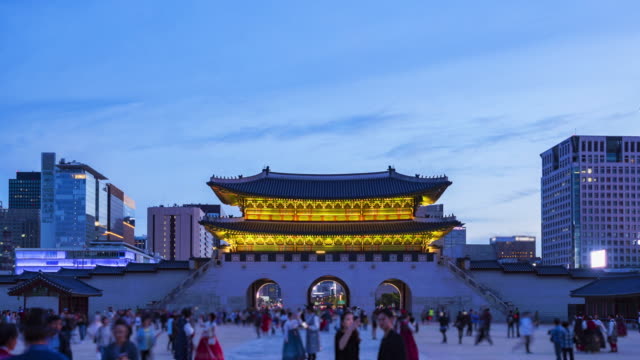 Zeitraffer-des-Gyeongbokgung-Palace-in-Stadt-Seoul,-Südkorea