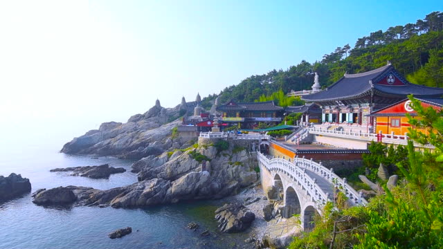 Yonggungsa-Tempel-in-Busan-in-Südkorea.