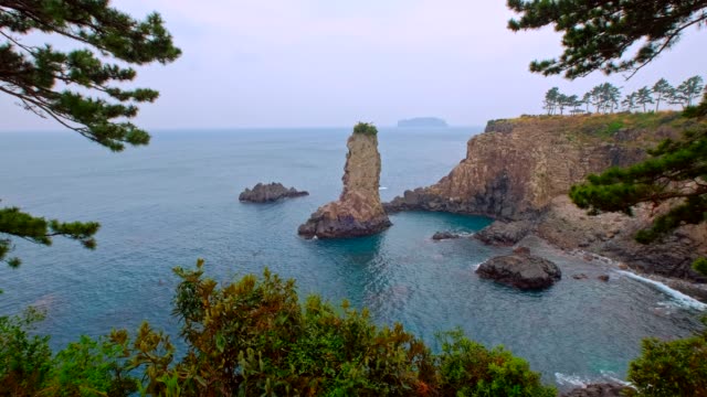 Oedolgae-Rock,-Jeju-island,-South-Korea