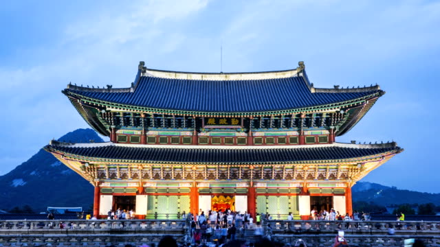 Time-lapse-of-Gyeongbokgung-palace-in-Seoul,South-Korea