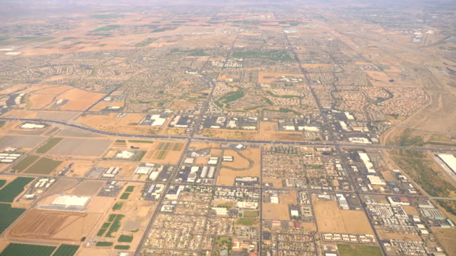 Aerial-shot-above-Phoenix-in-4k