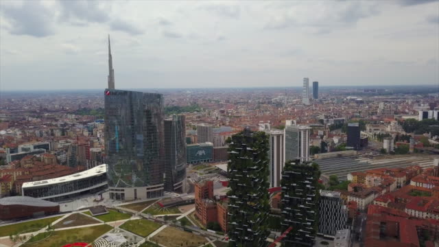 sonnigen-Tag-Mailand-Innenstadt-aerial-Panorama-4k-Italien