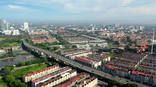 Vista-aérea-de-la-ciudad-de-Malaca-durante-el-día