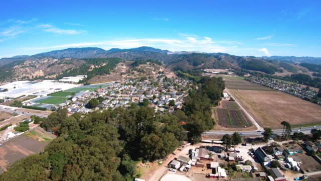 Montara-California-antena-ciudad-vista-desde-helicóptero