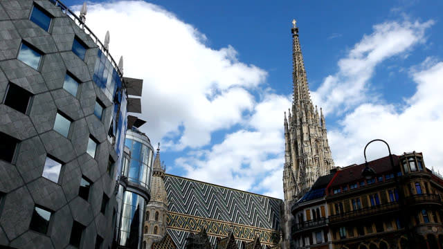 Time-lapse-of-the-Vienna-Stephansdom