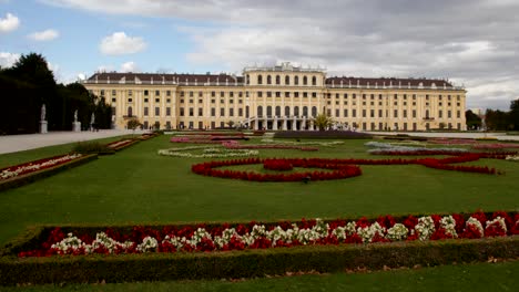Schönbrunn-Palace,-Vienna