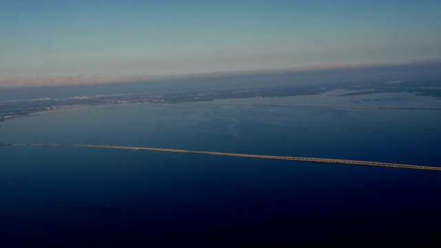 Luftaufnahme-über-Tampa-Bay-Gandy-Bridge