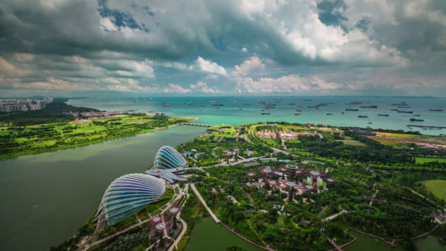 sonnigen-Tag-leichte-berühmte-Singapur-Dach-Draufsicht-auf-Garten-4-k-Zeitraffer