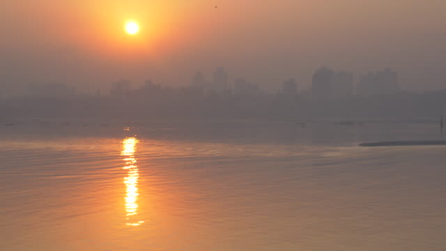 Sun-rise-at-Mumbai