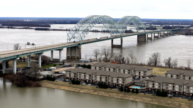 Vista-del-puente-sobre-el-río-Mississippi-en-Memphis,-Tennessee