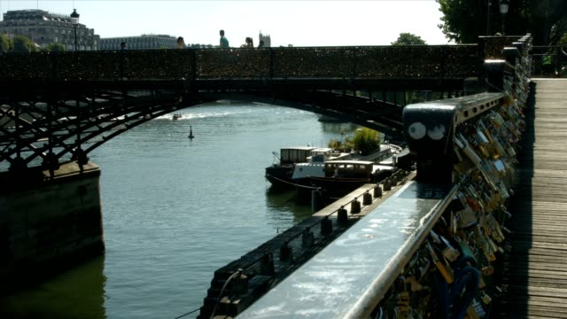 Pont-des-Arts,-París