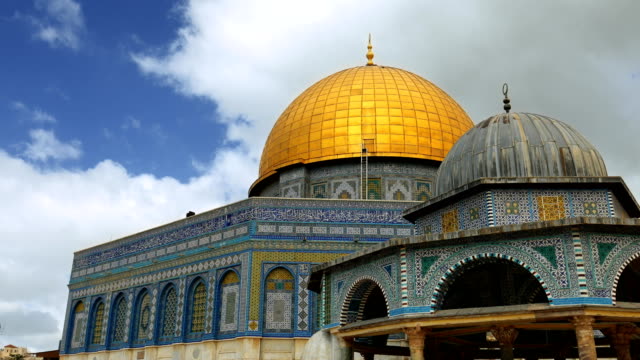 Kuppel-der-Moschee-in-Jerusalem-Zoom-Schuss-Rock