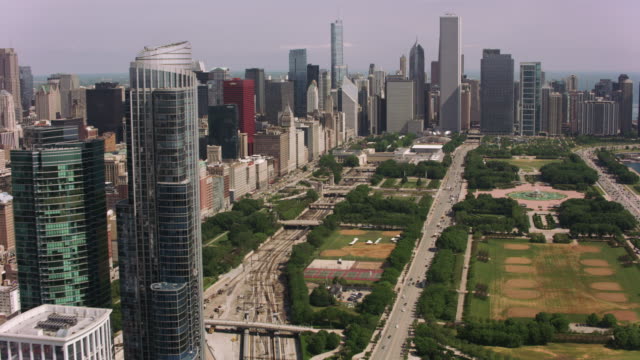 Luftaufnahme-der-Innenstadt-von-Chicago,-Grant-Park-und-Buckingham-Fountain.