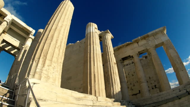 Die-Ruinen-des-Acropilos-in-Griechenland